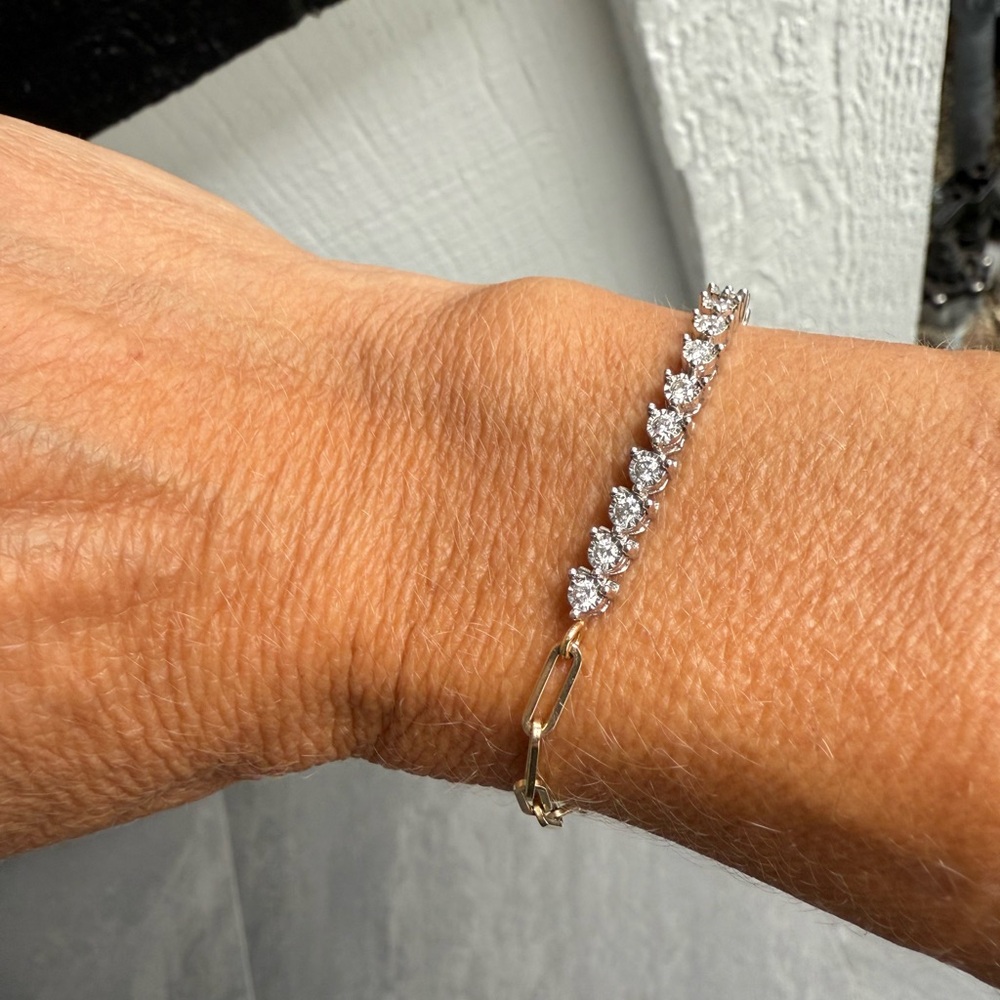 Diamond and paperclip tennis bracelet - Picture 7 of 14